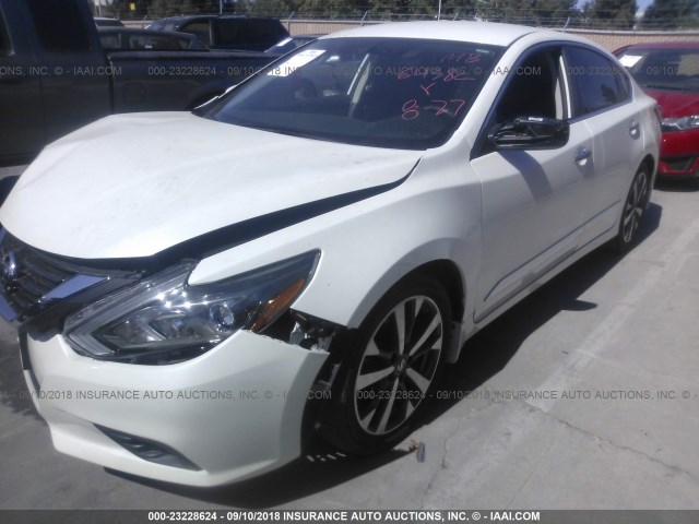 1N4AL3AP7GC160982 - 2016 NISSAN ALTIMA 2.5/S/SV/SL/SR WHITE photo 2