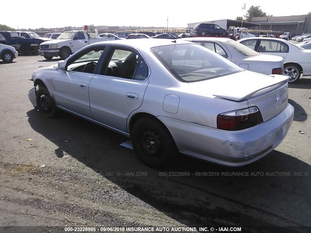 19UUA56933A037867 - 2003 ACURA 3.2TL TYPE-S SILVER photo 3