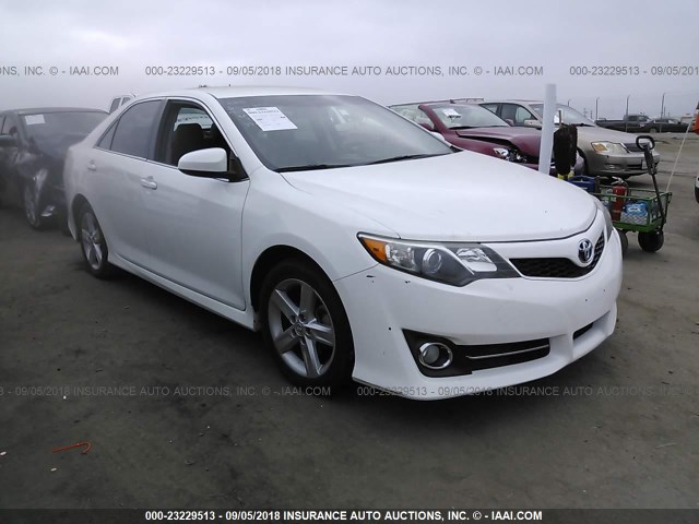 4T1BF1FKXEU403999 - 2014 TOYOTA CAMRY L/SE/LE/XLE Ağ foto 1