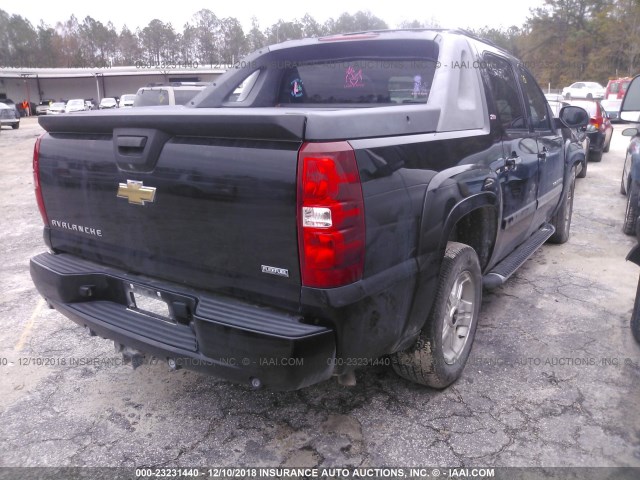 3GNEC12008G134957 - 2008 CHEVROLET AVALANCHE C1500 BLACK photo 4