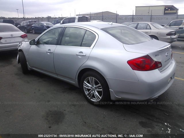 JN1CV6AR4FM523606 - 2015 INFINITI Q40 SILVER photo 3