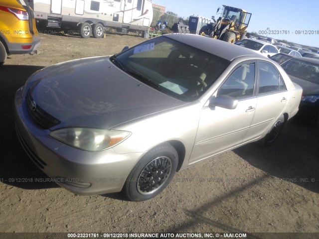 JTDBE32K720098733 - 2002 TOYOTA CAMRY LE/XLE/SE GOLD photo 2