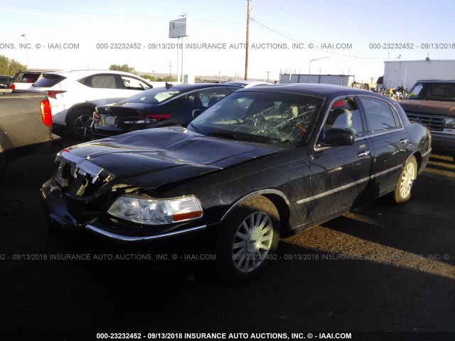 1LNHM83W34Y658436 - 2004 LINCOLN TOWN CAR ULTIMATE BLACK photo 2