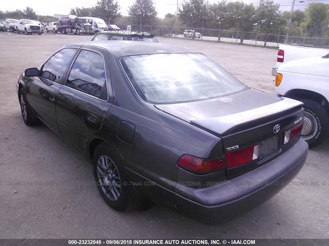 4T1BG22K71U811136 - 2001 TOYOTA CAMRY CE/LE/XLE GRAY photo 3