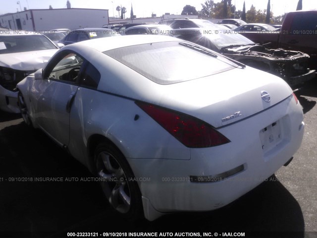 JN1AZ34D36M305389 - 2006 NISSAN 350Z COUPE WHITE photo 3