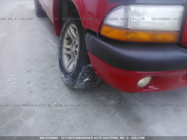 1B7GL22X41S237737 - 2001 DODGE DAKOTA RED photo 6