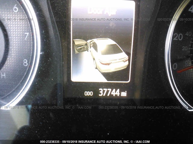 4T1BF1FK6GU160050 - 2016 TOYOTA CAMRY LE/XLE/SE/XSE BLACK photo 7