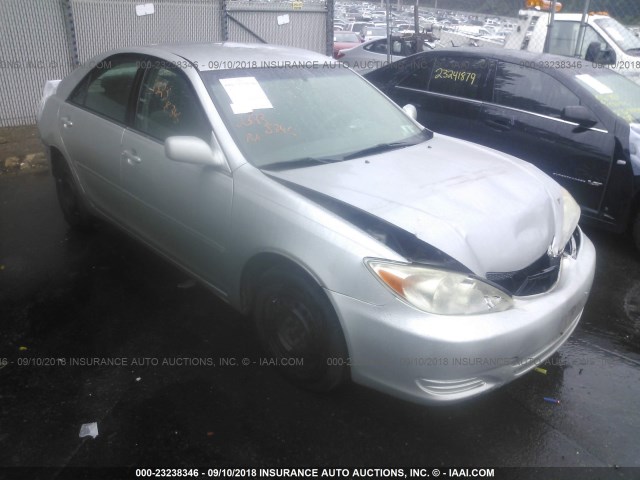 4T1BE32K14U332419 - 2004 TOYOTA CAMRY LE/XLE/SE SILVER photo 1