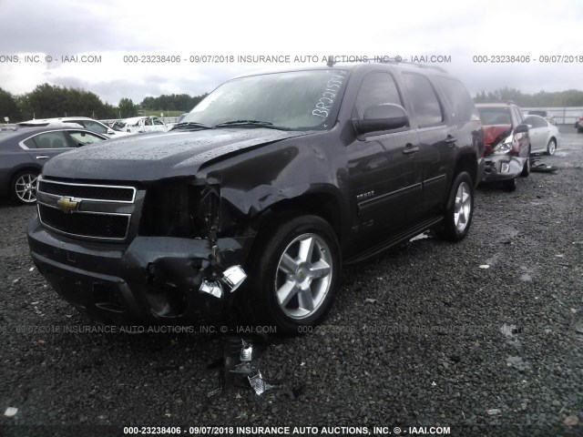 1GNSKBE04BR221534 - 2011 CHEVROLET TAHOE K1500 LT GRAY photo 2