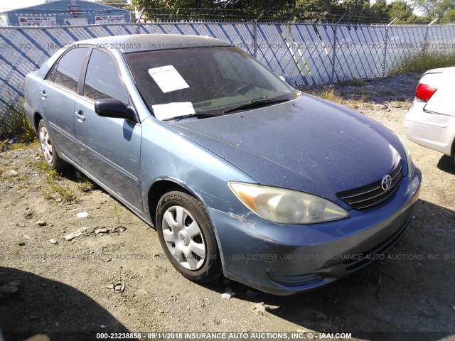 4T1BE32K33U238962 - 2003 TOYOTA CAMRY LE/XLE/SE BLUE photo 1