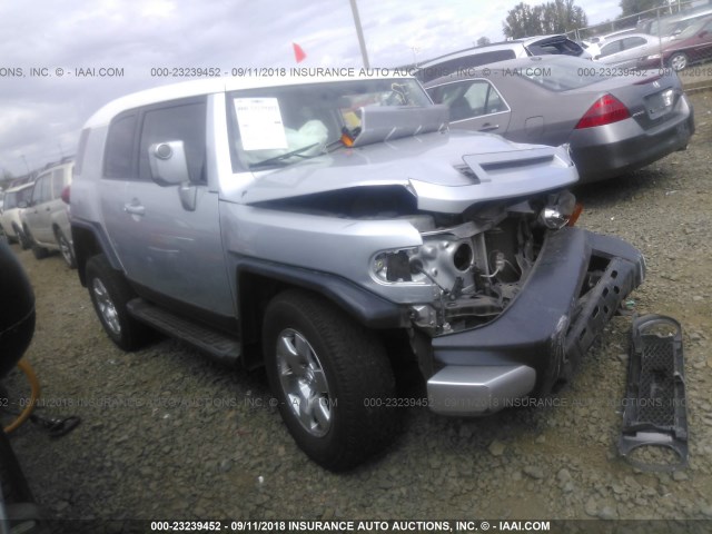 JTEZU11F770013984 - 2007 TOYOTA FJ CRUISER SILVER photo 1