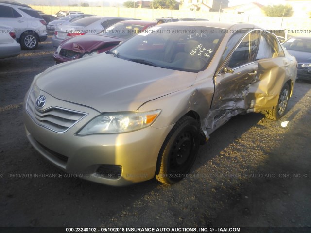 4T1BF3EK0AU087391 - 2010 TOYOTA CAMRY SE/LE/XLE GOLD photo 2