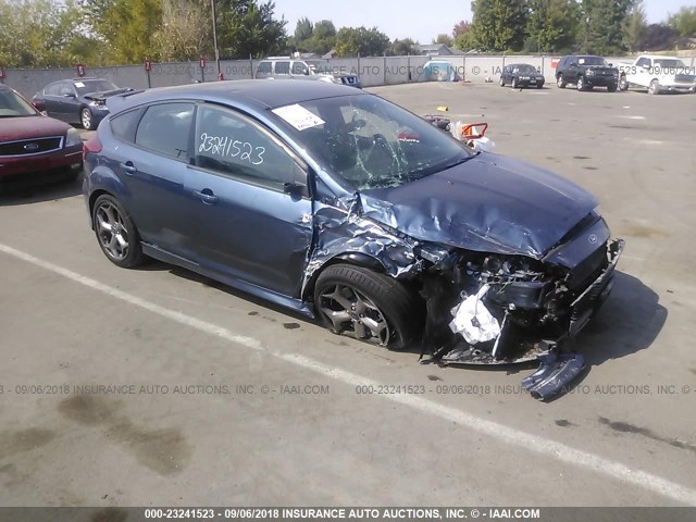 1FADP3L97JL270244 - 2018 FORD FOCUS BLUE photo 1