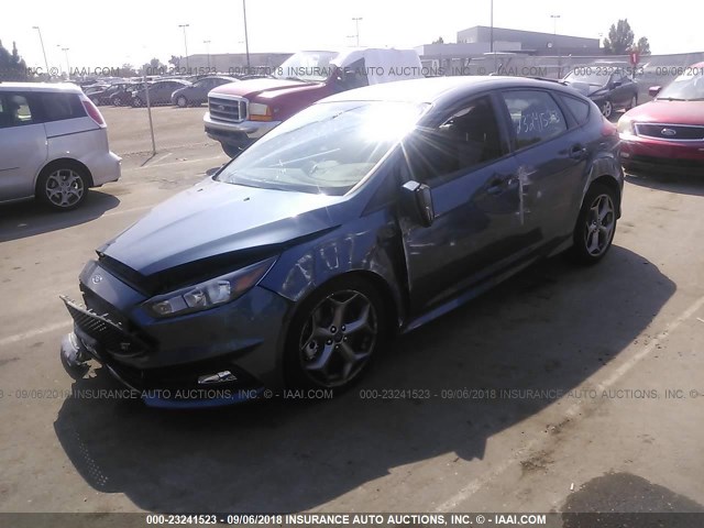 1FADP3L97JL270244 - 2018 FORD FOCUS BLUE photo 2