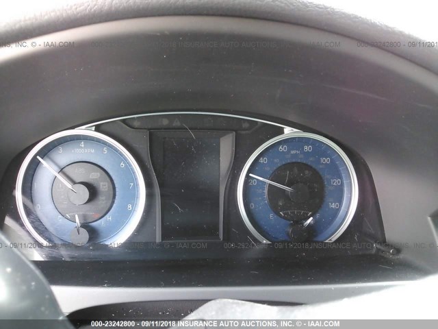 4T4BF1FK4GR559710 - 2016 TOYOTA CAMRY LE/XLE/SE/XSE WHITE photo 7