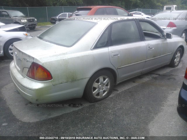 4T1BF28B2YU057535 - 2000 TOYOTA AVALON XL/XLS SILVER photo 4