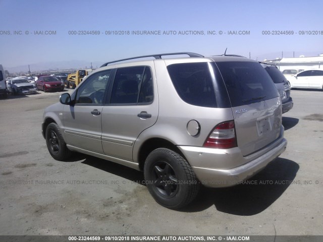 4JGAB54EX1A267736 - 2001 MERCEDES-BENZ ML 320 GOLD photo 3