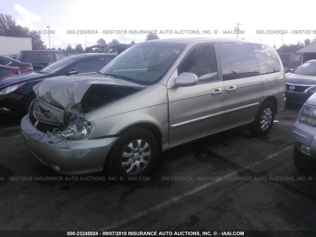 KNDUP131556634917 - 2005 KIA SEDONA EX/LX GOLD photo 2