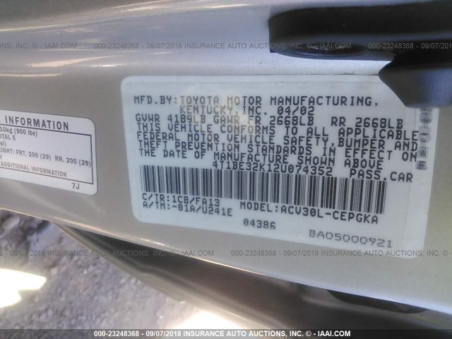 4T1BE32K12U074352 - 2002 TOYOTA CAMRY LE/XLE/SE SILVER photo 9
