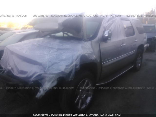 1GKFK63807J325913 - 2007 GMC YUKON DENALI GOLD photo 2