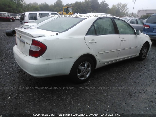 4T1BE32K64U280902 - 2004 TOYOTA CAMRY LE/XLE/SE WHITE photo 4