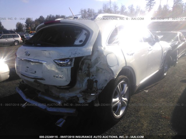 JN8AS1MU7BM111274 - 2011 INFINITI FX35 WHITE photo 4