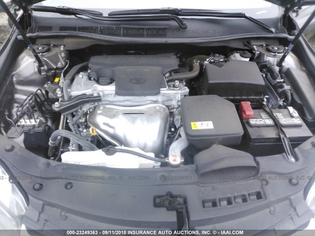 4T1BF1FK7HU404564 - 2017 TOYOTA CAMRY LE/XLE/SE/XSE GRAY photo 10