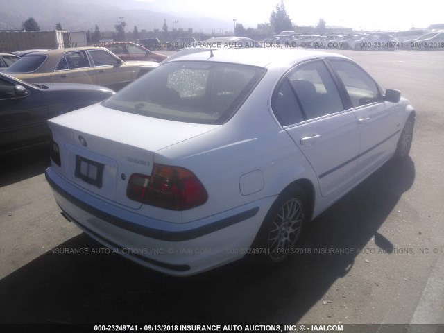 WBAAM5338XFR01794 - 1999 BMW 328 I AUTOMATIC Weiß Foto 4