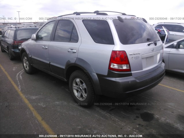 KNDJC733345283870 - 2004 KIA SORENTO EX/LX SILVER photo 3