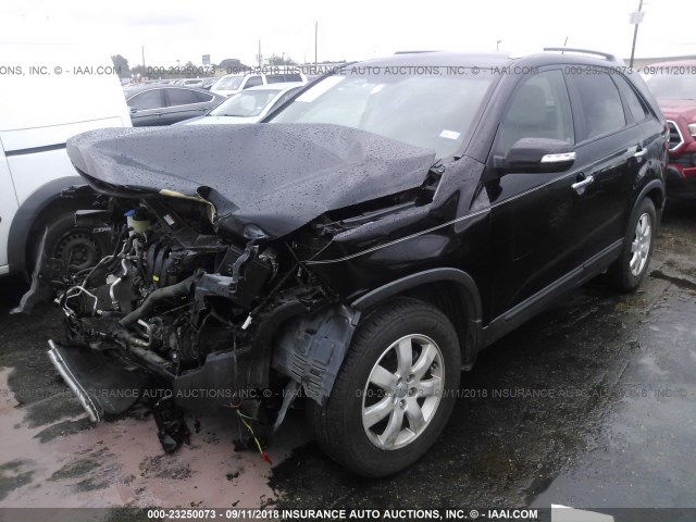 5XYKT4A68DG329233 - 2013 KIA SORENTO LX BLACK photo 2