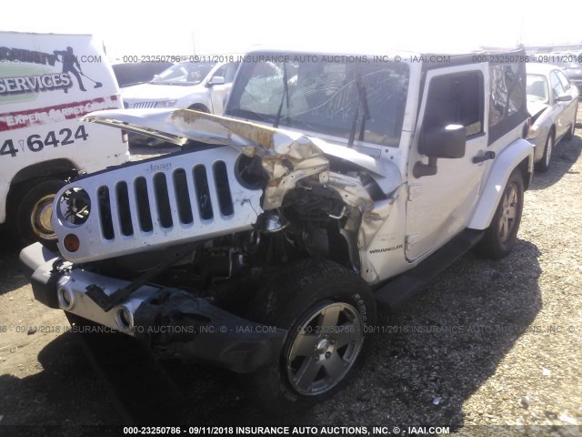 1J4FA54188L542202 - 2008 JEEP WRANGLER SAHARA SILVER photo 2