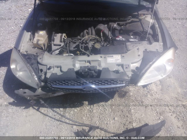 1FAFP55U31A169963 - 2001 FORD TAURUS SES Champagne photo 10