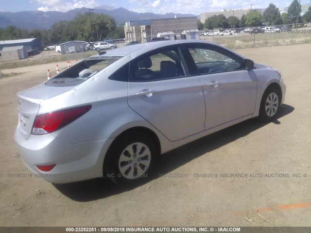 KMHCT4AE7GU058224 - 2016 HYUNDAI ACCENT SE SILVER photo 4