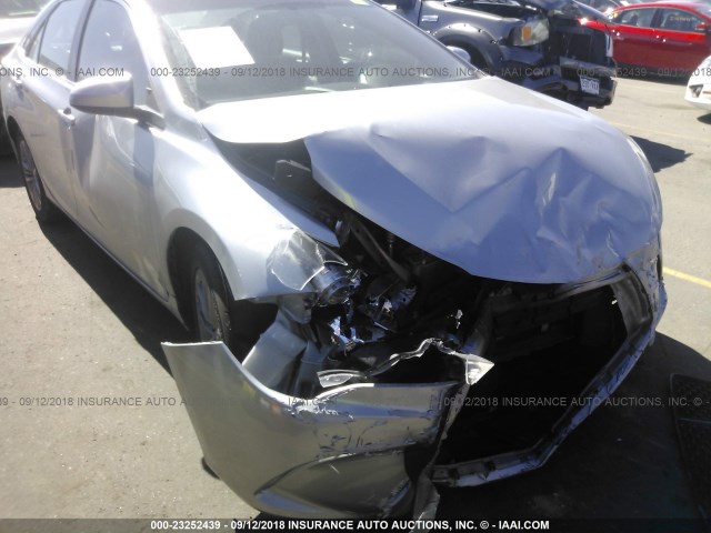 4T1BF1FK8GU188206 - 2016 TOYOTA CAMRY LE/XLE/SE/XSE SILVER photo 6