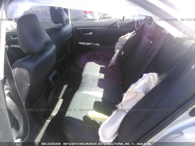 4T1BF1FK8GU188206 - 2016 TOYOTA CAMRY LE/XLE/SE/XSE SILVER photo 8