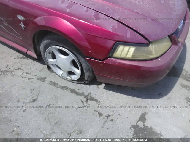 1FAFP40433F308609 - 2003 FORD MUSTANG RED photo 6
