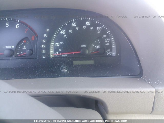 4T1BF30K22U004648 - 2002 TOYOTA CAMRY LE/XLE/SE WHITE photo 7