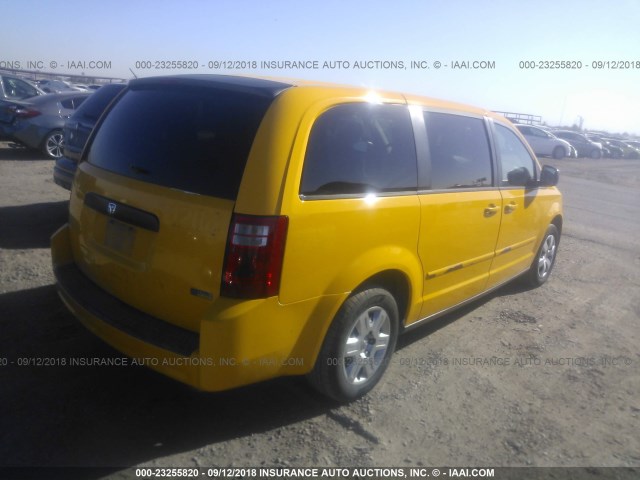 1D8HN44H18B119625 - 2008 DODGE GRAND CARAVAN SE YELLOW photo 4