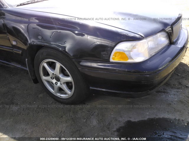 YV1LW56D2Y2663700 - 2000 VOLVO V70 GLT BLACK photo 6