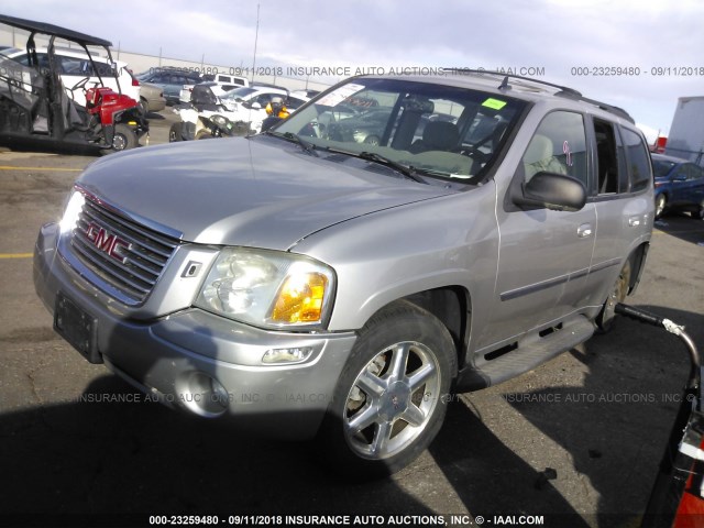 1GKDT13S772168698 - 2007 GMC ENVOY SILVER photo 2