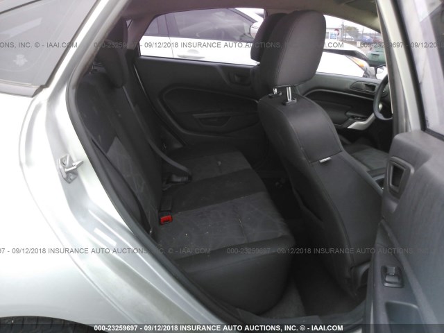 3FADP4BJ4BM173178 - 2011 FORD FIESTA SE SILVER photo 8