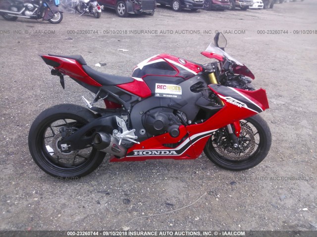 JH2SC7705HK000792 - 2017 HONDA CBR1000 RR RED photo 5