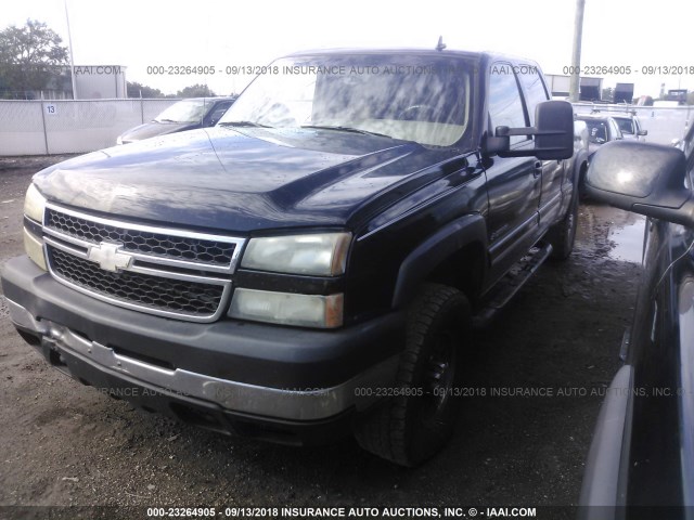 1GCHC23U16F172337 - 2006 CHEVROLET SILVERADO C2500 HEAVY DUTY BLACK photo 2