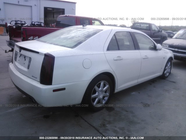 1G6DW677960217936 - 2006 CADILLAC STS WHITE photo 4