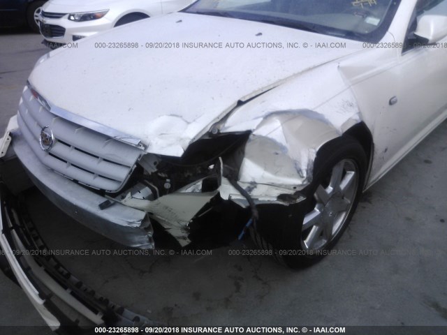 1G6DW677960217936 - 2006 CADILLAC STS WHITE photo 6