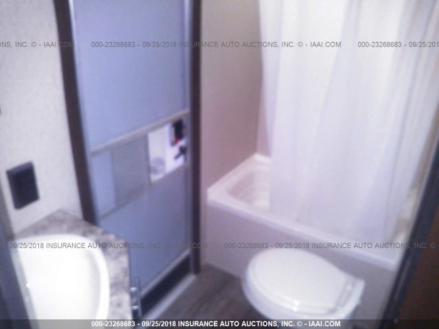 4X4TCKC24GX121624 - 2016 FOREST RIVER 274DBH CHEROKEE  棕色 照片 7