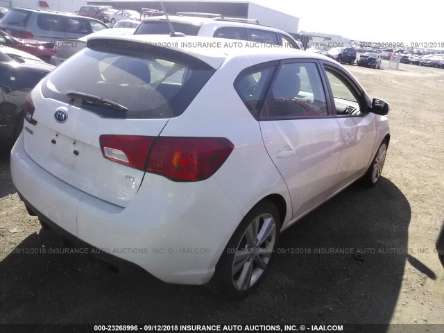 KNAFW5A32D5700655 - 2013 KIA FORTE SX WHITE photo 4