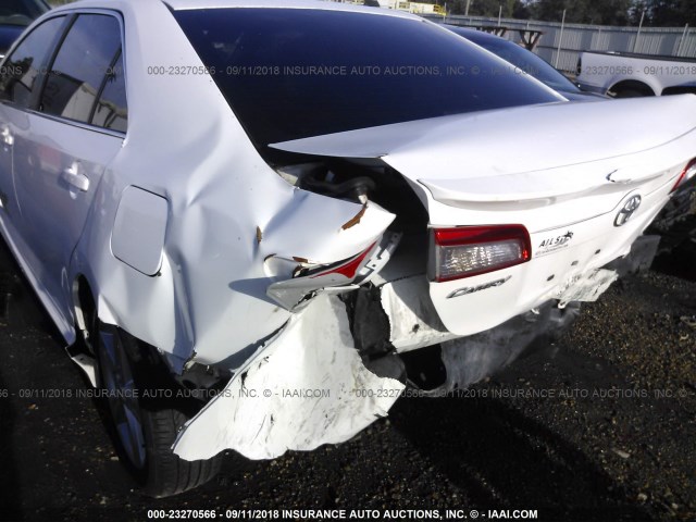 4T1BF1FK7CU165915 - 2012 TOYOTA CAMRY SE/LE/XLE 白色 照片 6