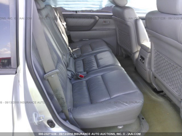 JTEHT05J462097210 - 2006 TOYOTA LAND CRUISER  SILVER photo 8