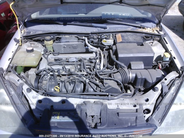 3FAFP31Z03R166694 - 2003 FORD FOCUS ZX3 SILVER photo 10